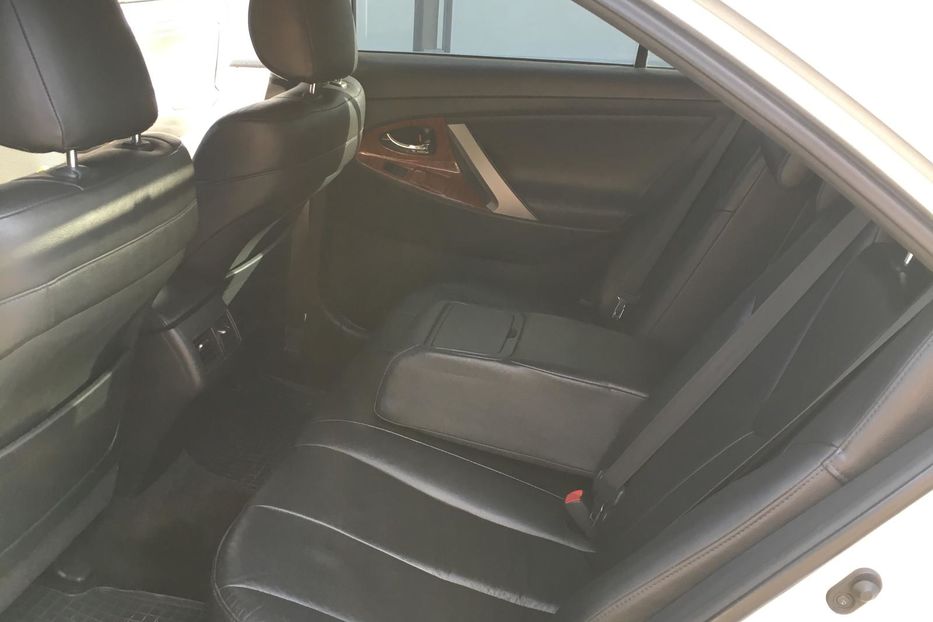 Продам Toyota Camry 2008 года в Киеве