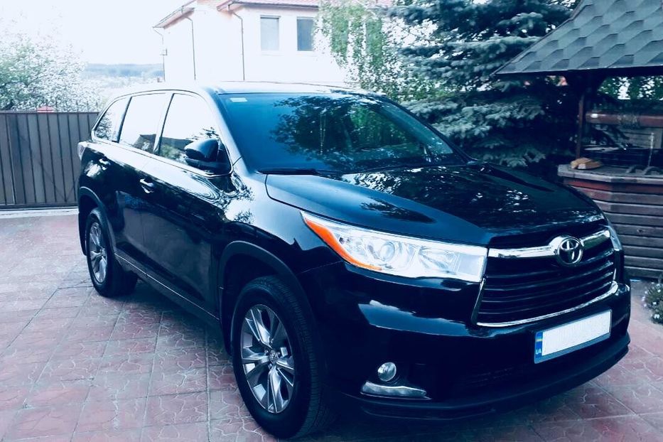 Продам Toyota Highlander 2015 года в Киеве