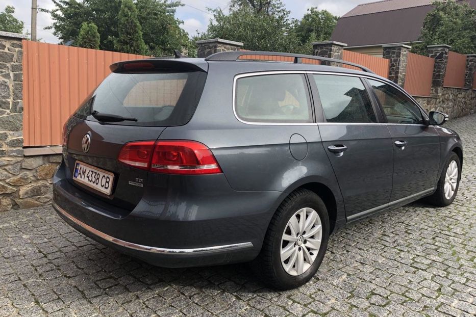 Продам Volkswagen Passat B7 2011 года в Житомире