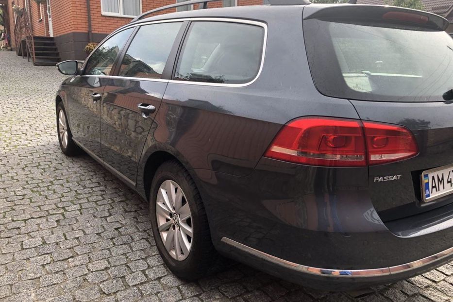 Продам Volkswagen Passat B7 2011 года в Житомире