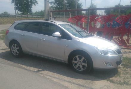 Продам Opel Astra J 2011 года в г. Борисполь, Киевская область