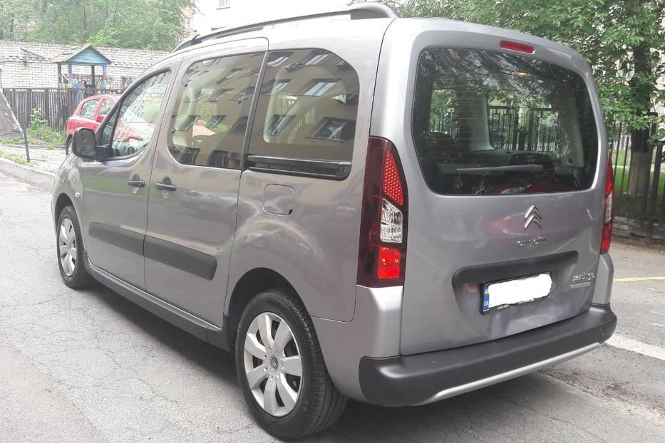 Продам Citroen Berlingo пасс. Multispace 2017 года в Киеве