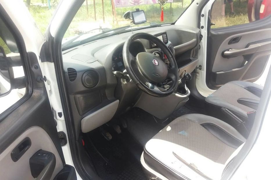 Продам Fiat Doblo пасс. 2010 года в г. Жашков, Черкасская область