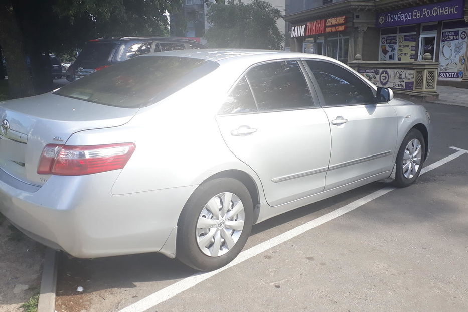 Продам Toyota Camry 2008 года в Ровно