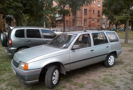 Продам Opel Kadett 1988 года в Харькове