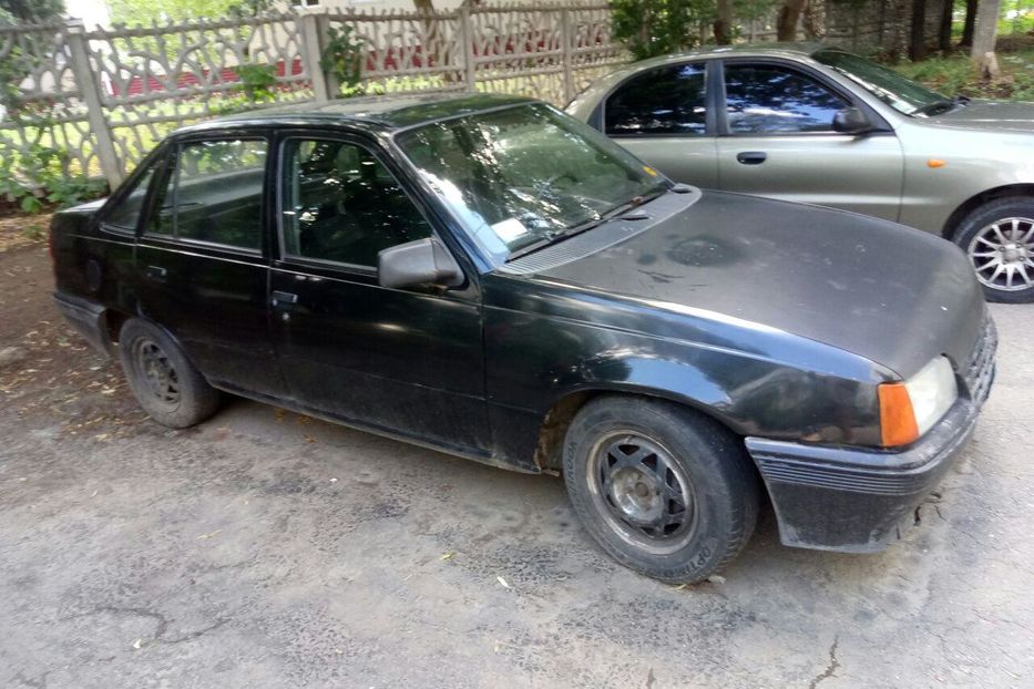 Продам Opel Kadett 1987 года в Харькове