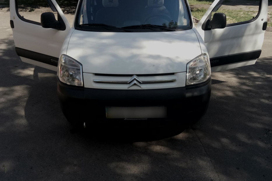 Продам Citroen Berlingo пасс. 2008 года в Киеве