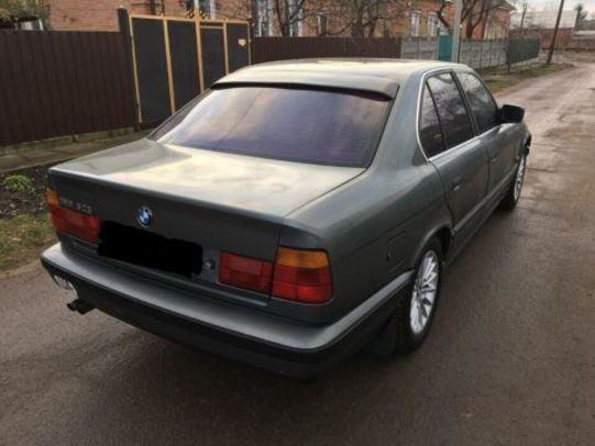 Продам BMW 525 1988 года в г. Александрия, Кировоградская область