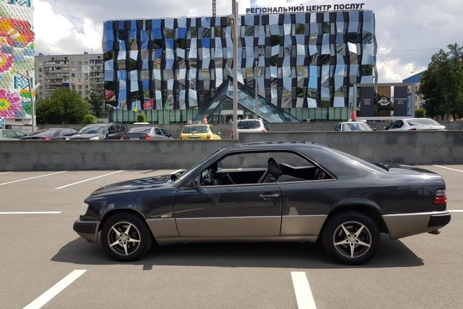 Продам Mercedes-Benz E-Class 1991 года в Харькове