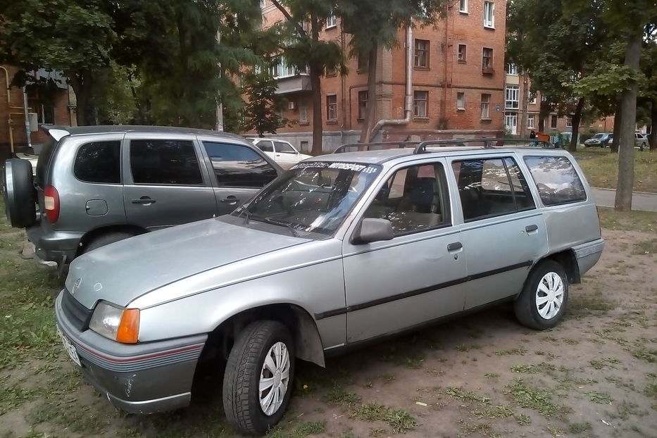 Продам Opel Kadett 1988 года в Харькове