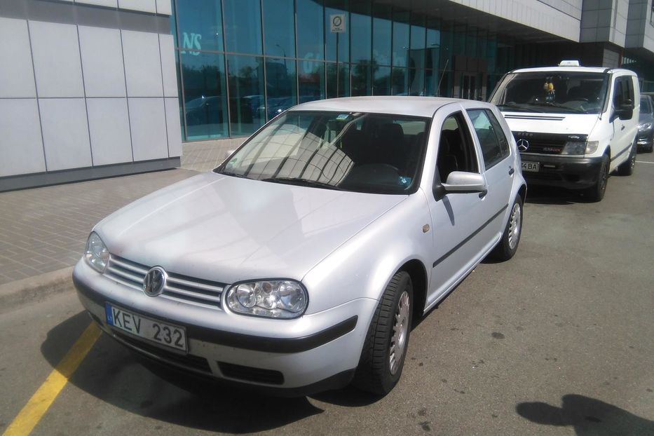 Продам Volkswagen Golf IV 4 1999 года в Чернигове