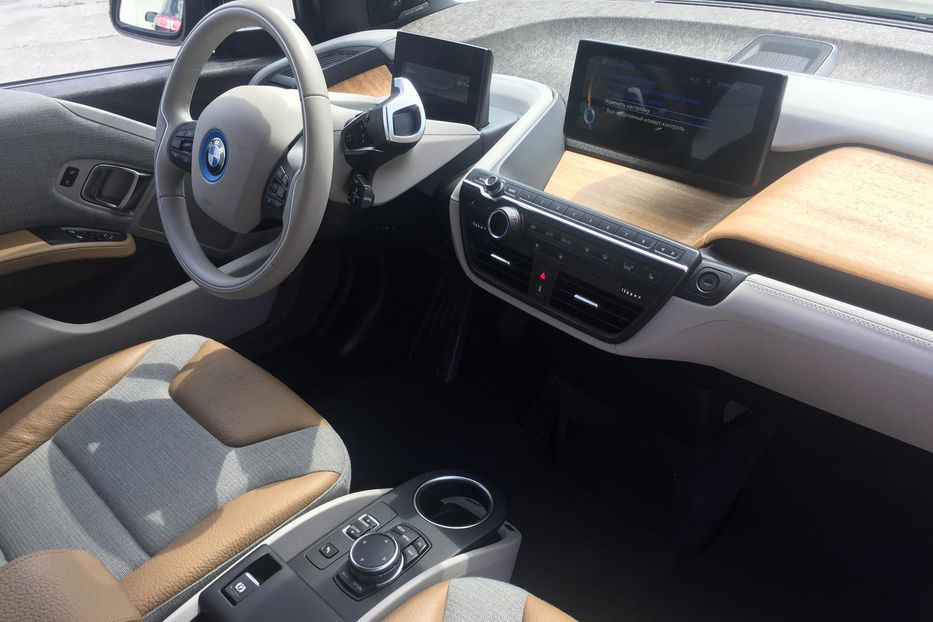 Продам BMW I3 Rex 2016 года в Днепре