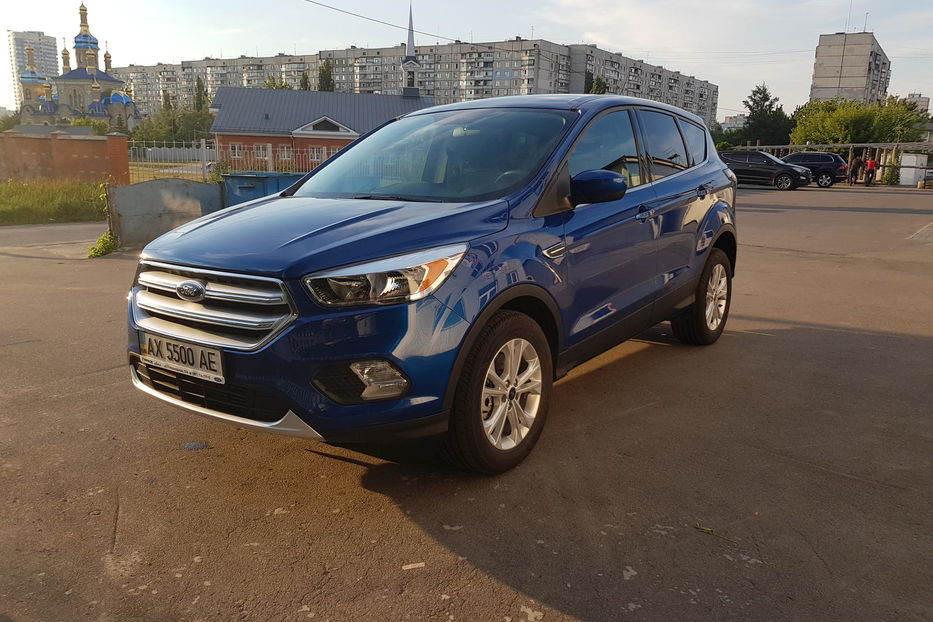 Продам Ford Escape 2017 года в Харькове