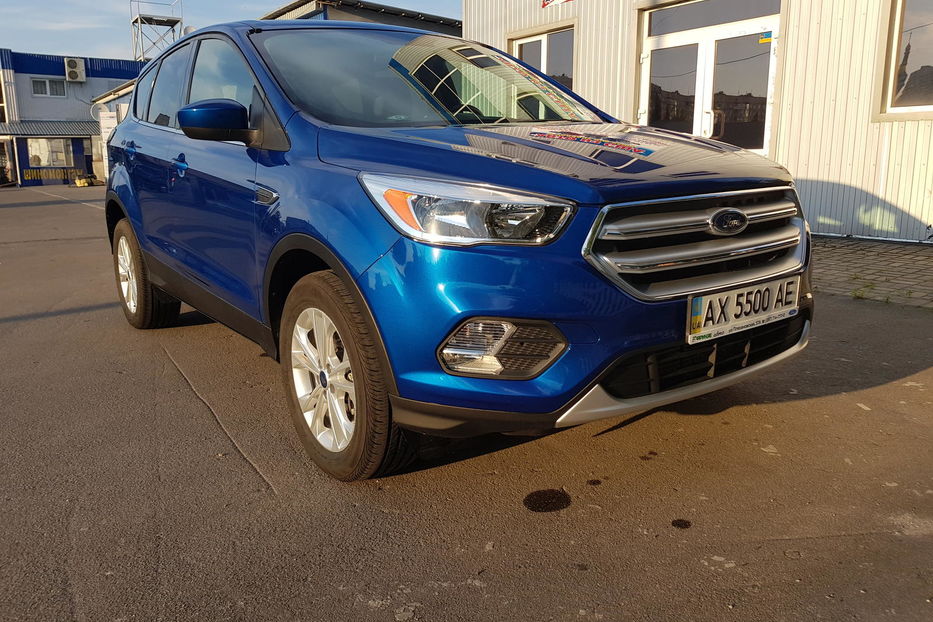 Продам Ford Escape 2017 года в Харькове