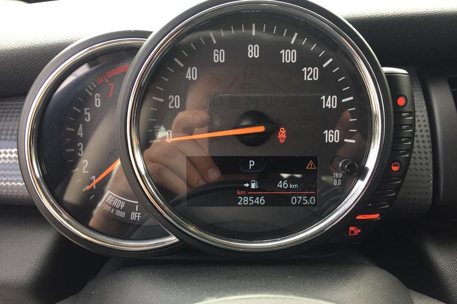 Продам MINI Cooper 1,5 Turbo 2016 года в Днепре