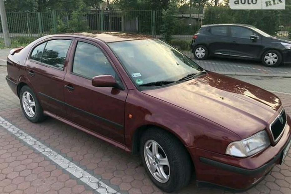 Продам Skoda Octavia 1998 года в Виннице