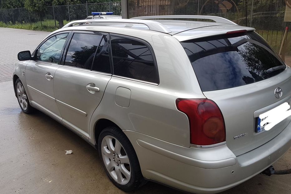 Продам Toyota Avensis 2.0 D4D 2003 года в Ивано-Франковске