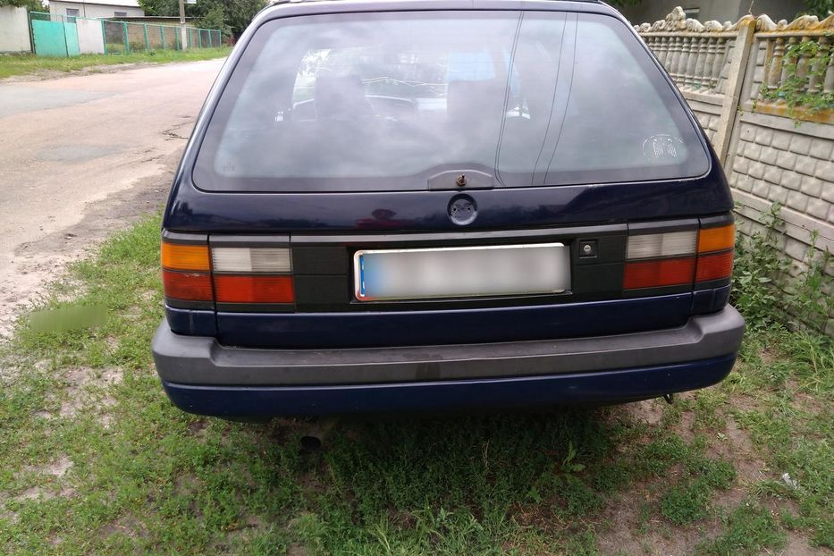 Продам Volkswagen Passat B3 1993 года в г. Бровары, Киевская область