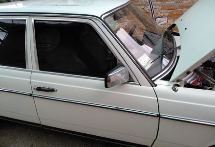 Продам Mercedes-Benz 200 1984 года в Одессе