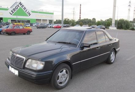 Продам Mercedes-Benz E-Class Е220 1994 года в Киеве