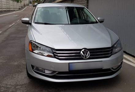 Продам Volkswagen Passat B7 2015 года в Киеве