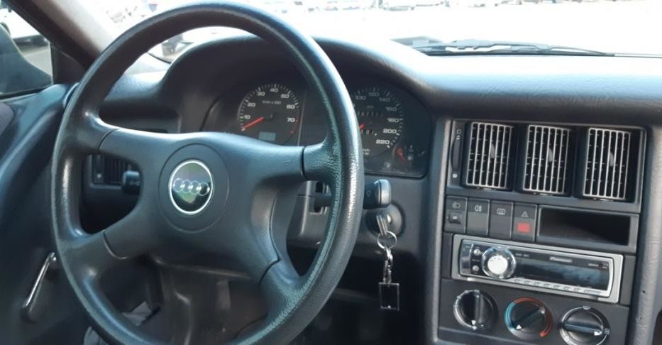 Продам Audi 80 1993 года в Днепре