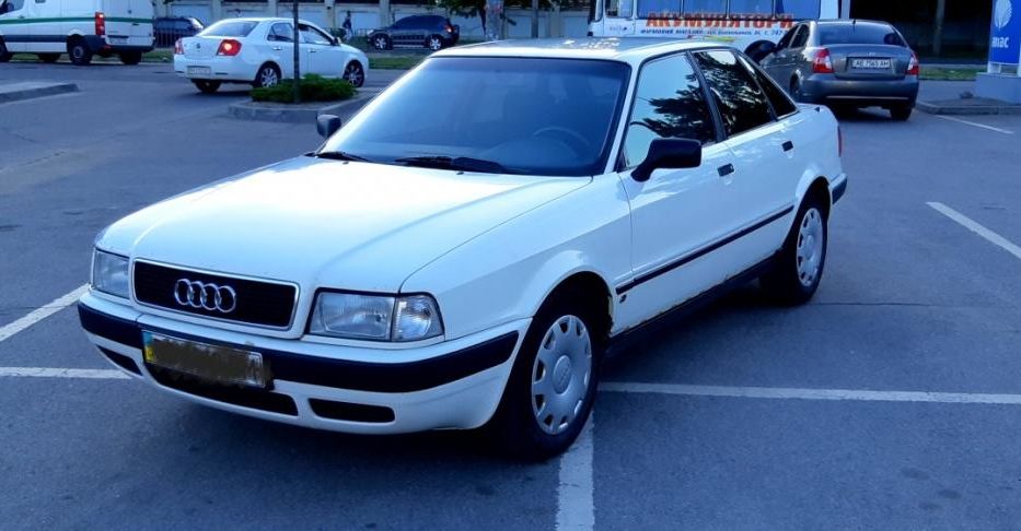 Продам Audi 80 1993 года в Днепре