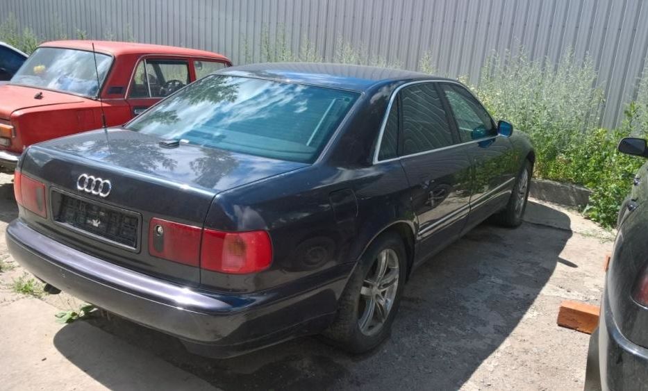 Продам Audi A8 1998 года в Сумах