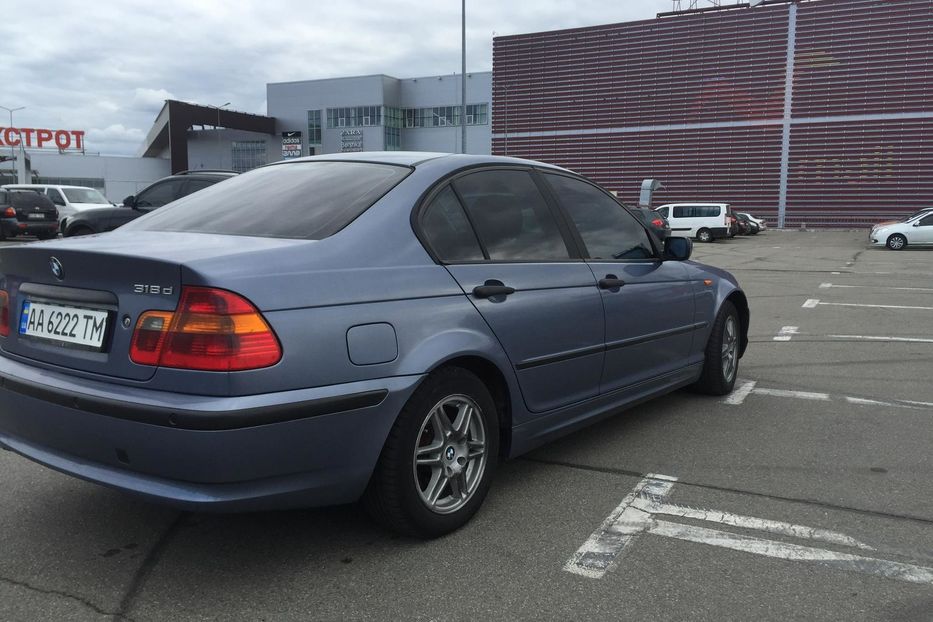 Продам BMW 318 2.0 TDI 2003 года в Киеве