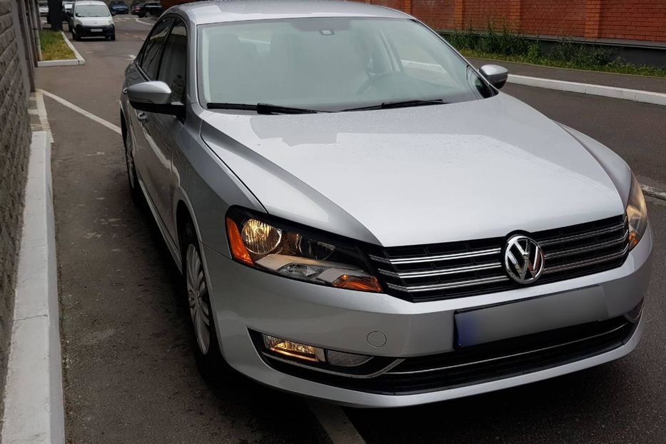 Продам Volkswagen Passat B7 2015 года в Киеве