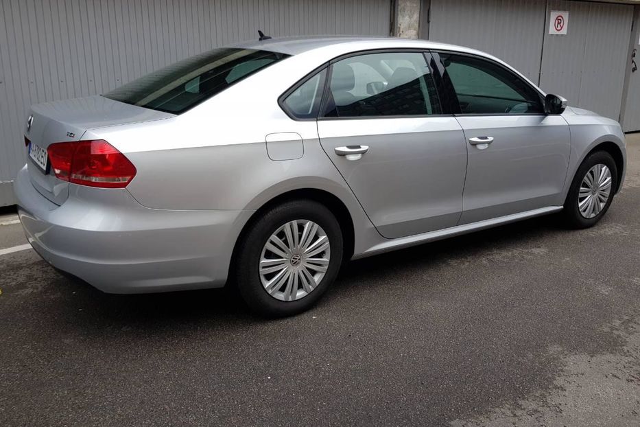 Продам Volkswagen Passat B7 2015 года в Киеве