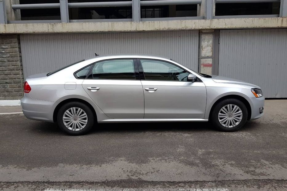 Продам Volkswagen Passat B7 2015 года в Киеве