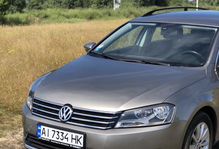 Продам Volkswagen Passat B7 Универсал variant 2013 года в Киеве