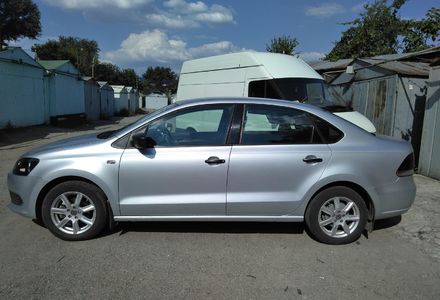 Продам Volkswagen Polo sedan 2013 года в Днепре