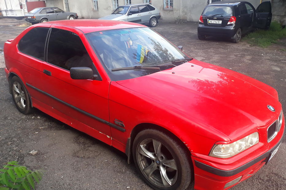 Продам BMW 316 E36 316i 1994 года в г. Каменское, Днепропетровская область