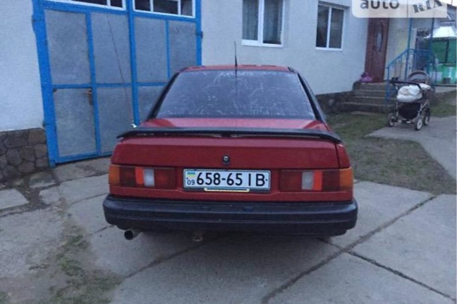 Продам Ford Sierra 1988 года в г. Черневцы, Винницкая область