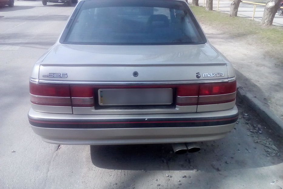 Продам Mazda 626 Седан 1987 года в Запорожье