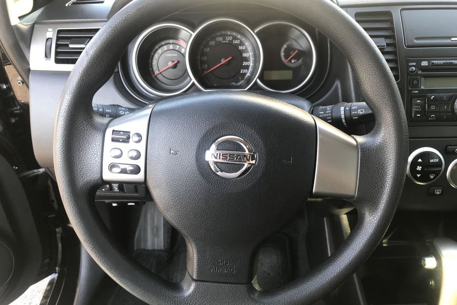 Продам Nissan TIIDA Всё есть,кроме кожи 2010 года в Днепре