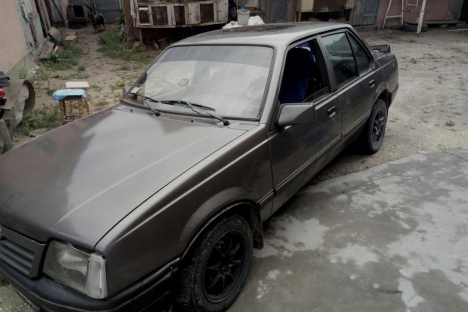 Продам Opel Ascona 1988 года в г. Кременец, Тернопольская область