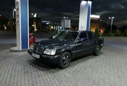 Продам Mercedes-Benz E-Class 1994 года в Днепре