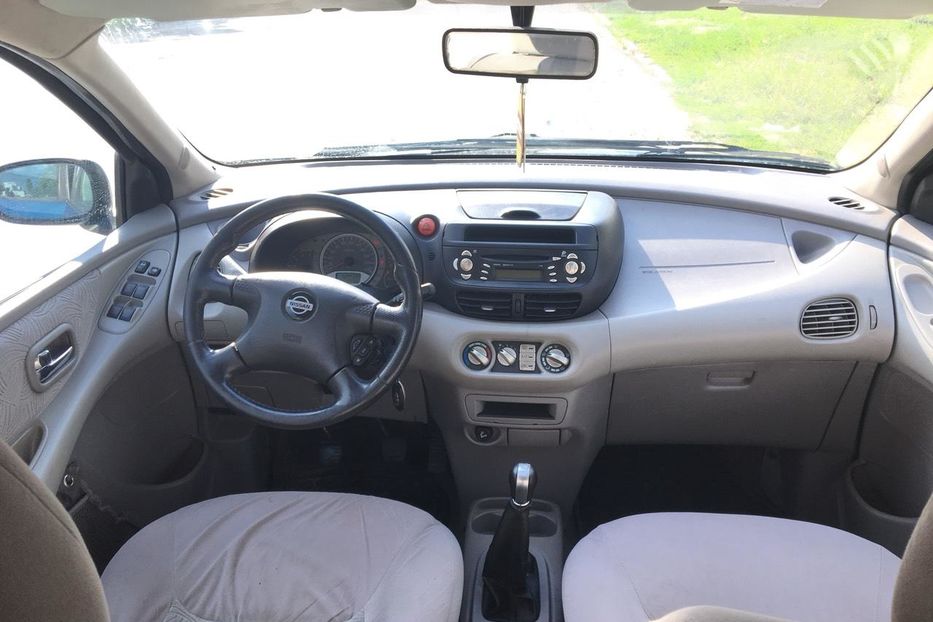 Продам Nissan Almera Tino 2001 года в Киеве