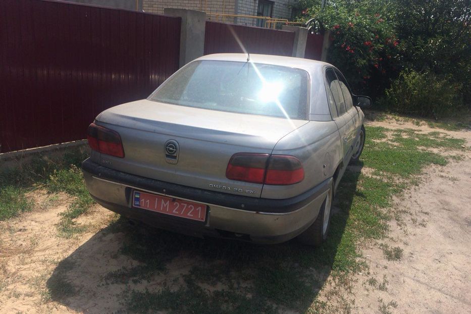 Продам Opel Omega B 1995 года в г. Таврийск, Херсонская область