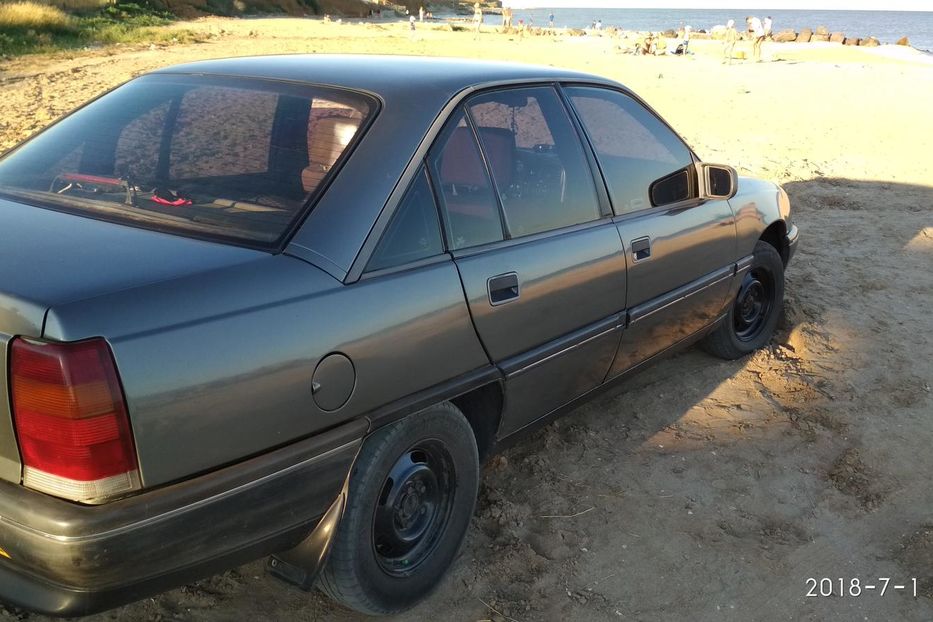 Продам Opel Omega 1988 года в г. Мелитополь, Запорожская область