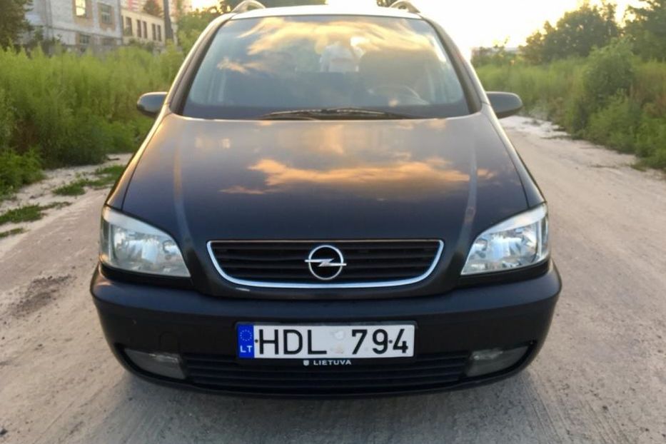 Продам Opel Zafira 2000 года в Киеве