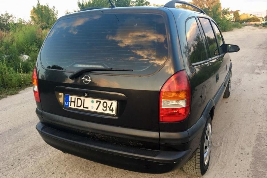 Продам Opel Zafira 2000 года в Киеве