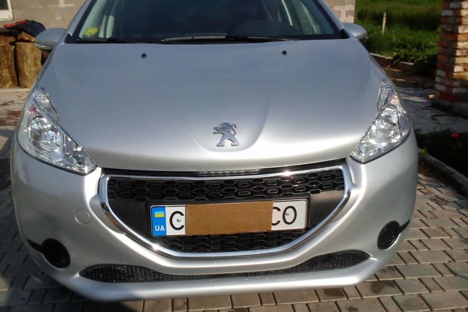 Продам Peugeot 208 2013 года в г. Золотоноша, Черкасская область