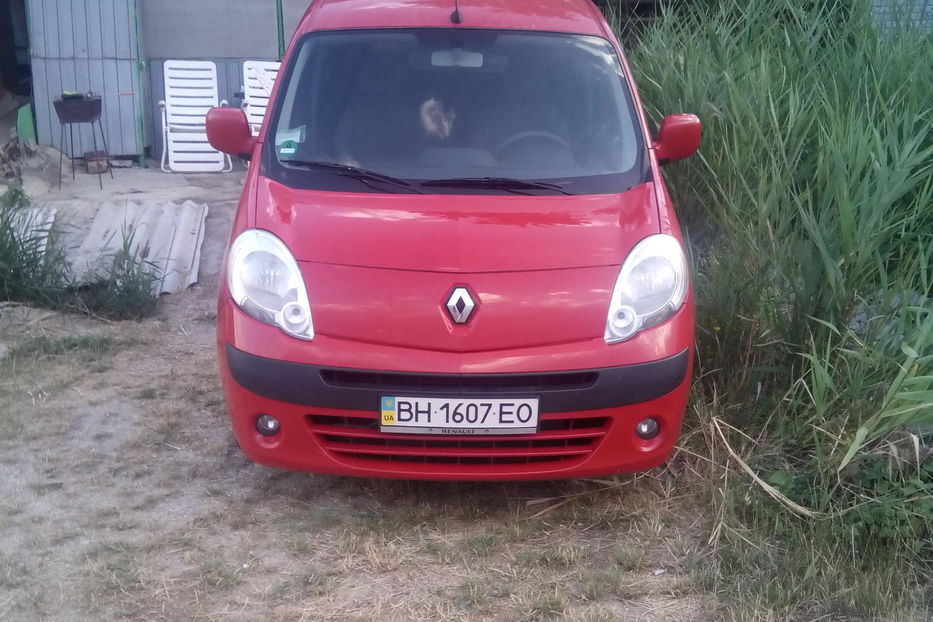 Продам Renault Kangoo пасс. 2011 года в Одессе