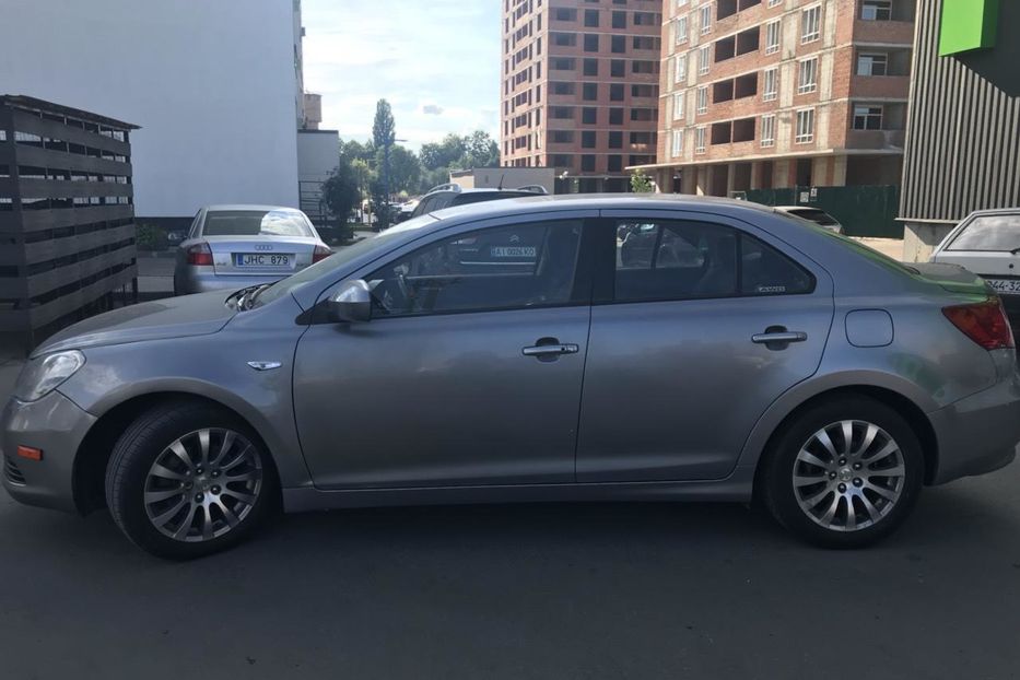 Продам Suzuki Kizashi 2011 2011 года в Киеве