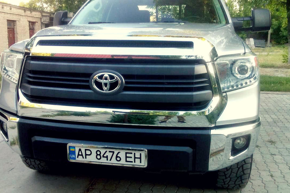 Продам Toyota Tundra 2014 года в Запорожье