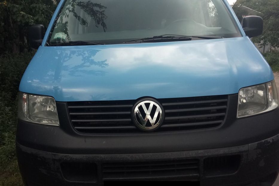 Продам Volkswagen T5 (Transporter) пасс. грузопассажирский  2004 года в Харькове